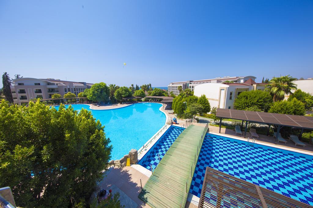 Horus Paradise Resort Side Exteriör bild